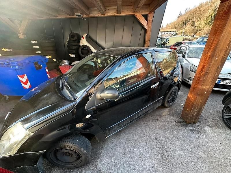 Usata Citroën C2 70 CV (51 kW) 2004 Nero Utilitaria