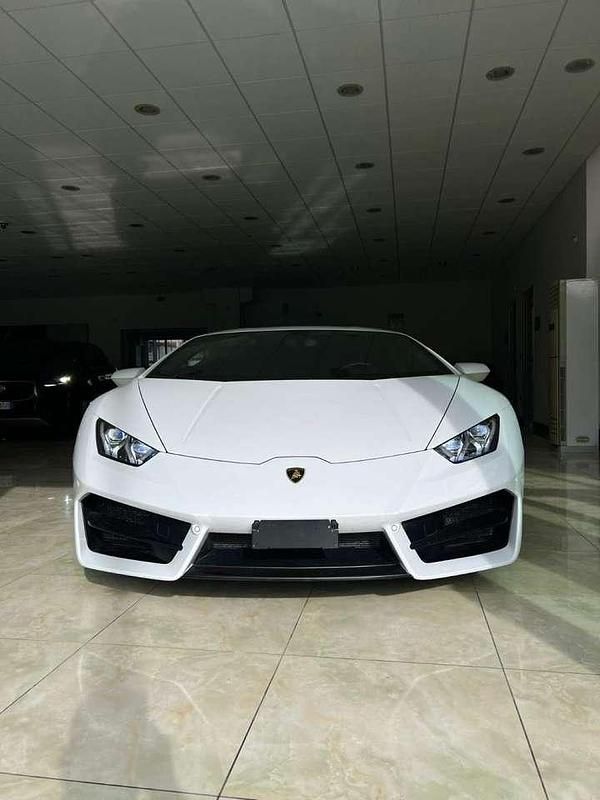 Usata Lamborghini Huracán 581 CV (427 kW) 2017 Bianco Coupé