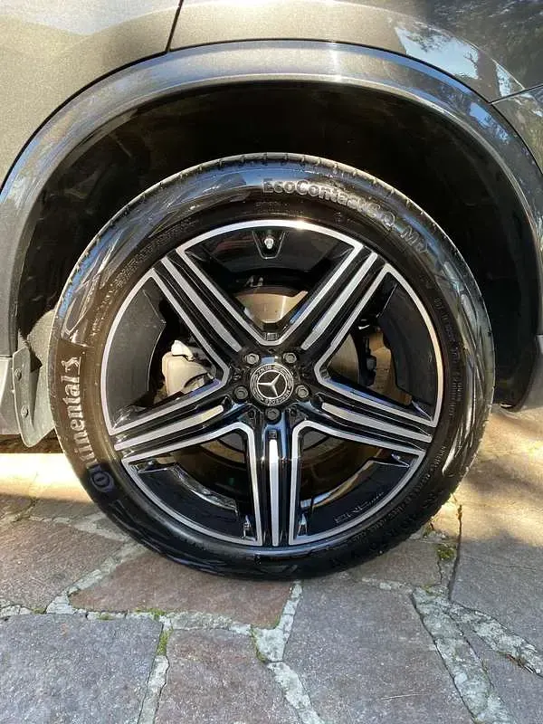 Usata Mercedes GLC220 AMG Line Premium 197 CV (144 kW) 2024 Grigio SUV