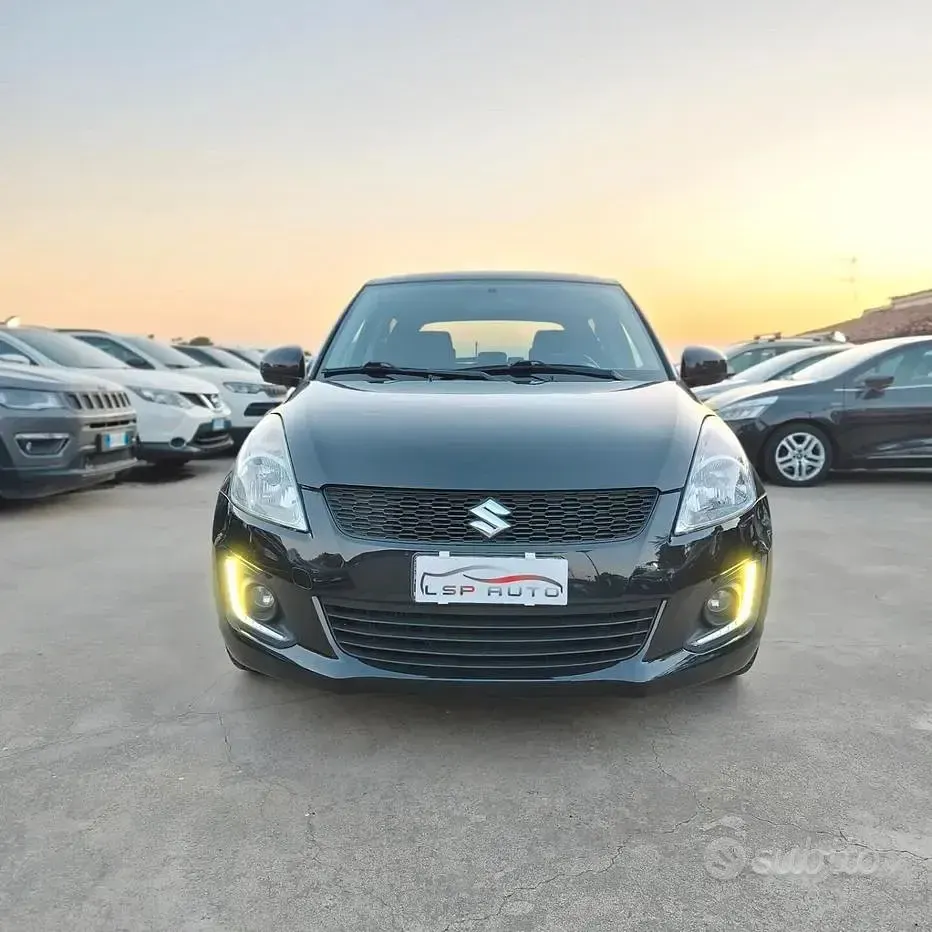 Usata Suzuki Swift 75 CV (55 kW) 2015 Nero Utilitaria