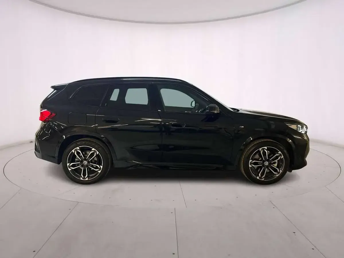 Usata BMW X1 M Sport 197 CV (144 kW) 2024 Black sapphire SUV