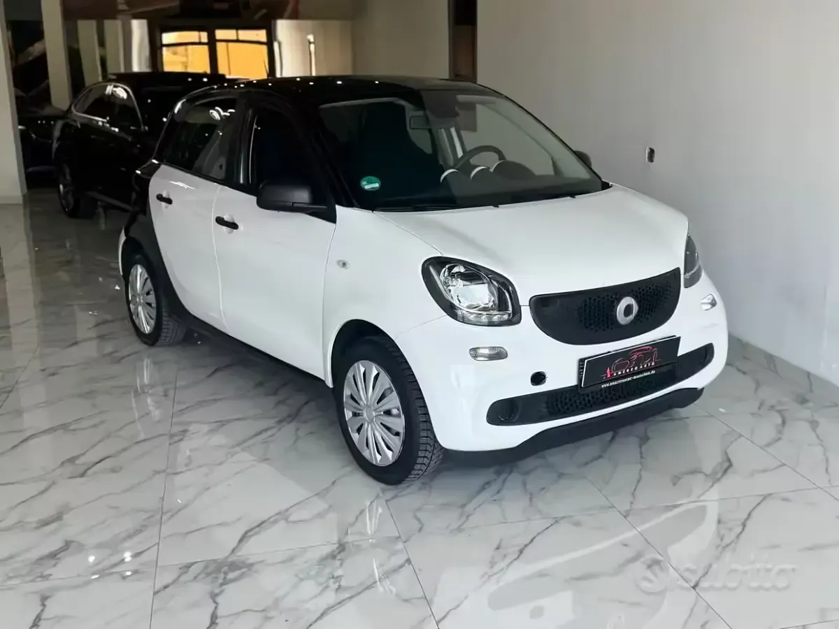 Usata Smart ForFour Passion 71 CV (52 kW) 2019 Bianco Utilitaria
