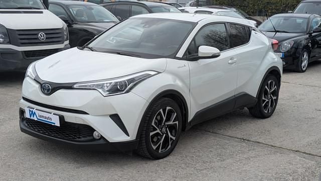 Usata Toyota C-HR Active 98 CV (72 kW) 2018 Bianco SUV