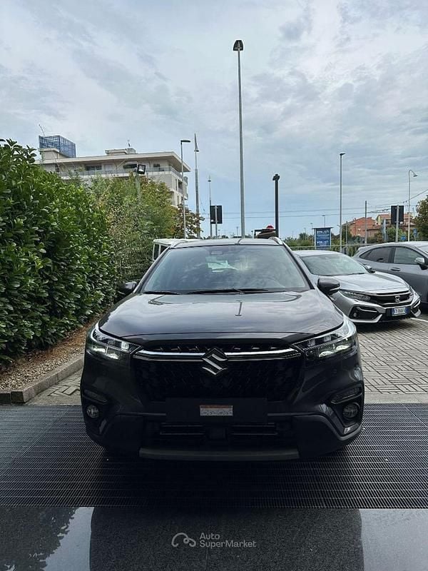 Nuova Suzuki SX4 S-Cross 129 CV (94 kW) 2026 Gray SUV