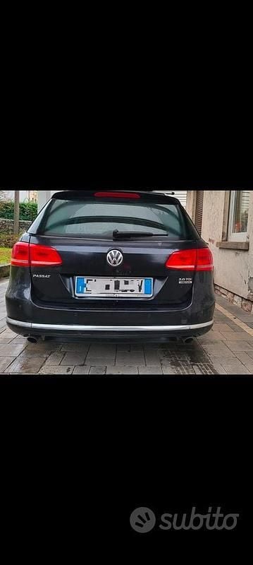Usata VW Passat 170 CV (125 kW) 2013 Nero Station wagon