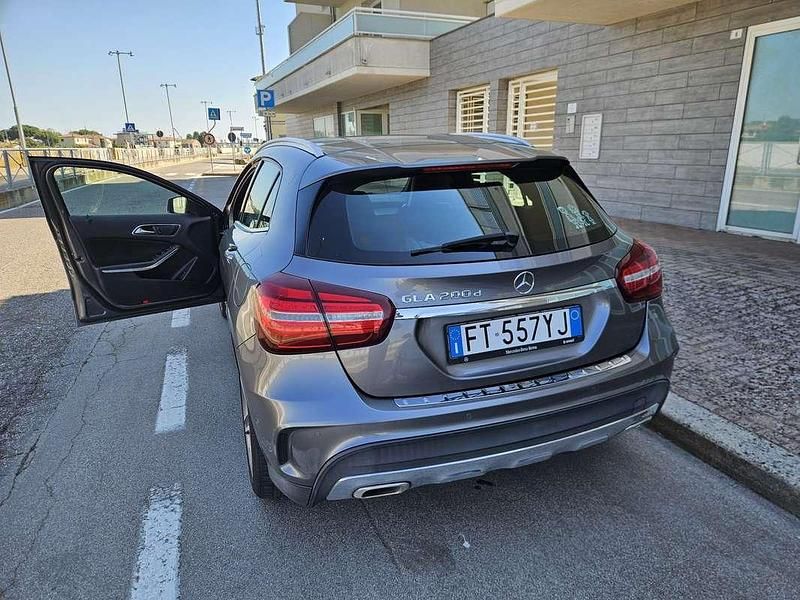 Usata Mercedes GLA200 Premium 136 CV (100 kW) 2019 SUV