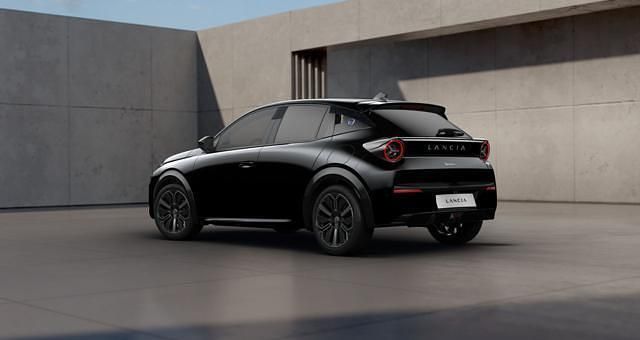 Nuova Lancia Ypsilon 101 CV (74 kW) 2025 Nero Utilitaria