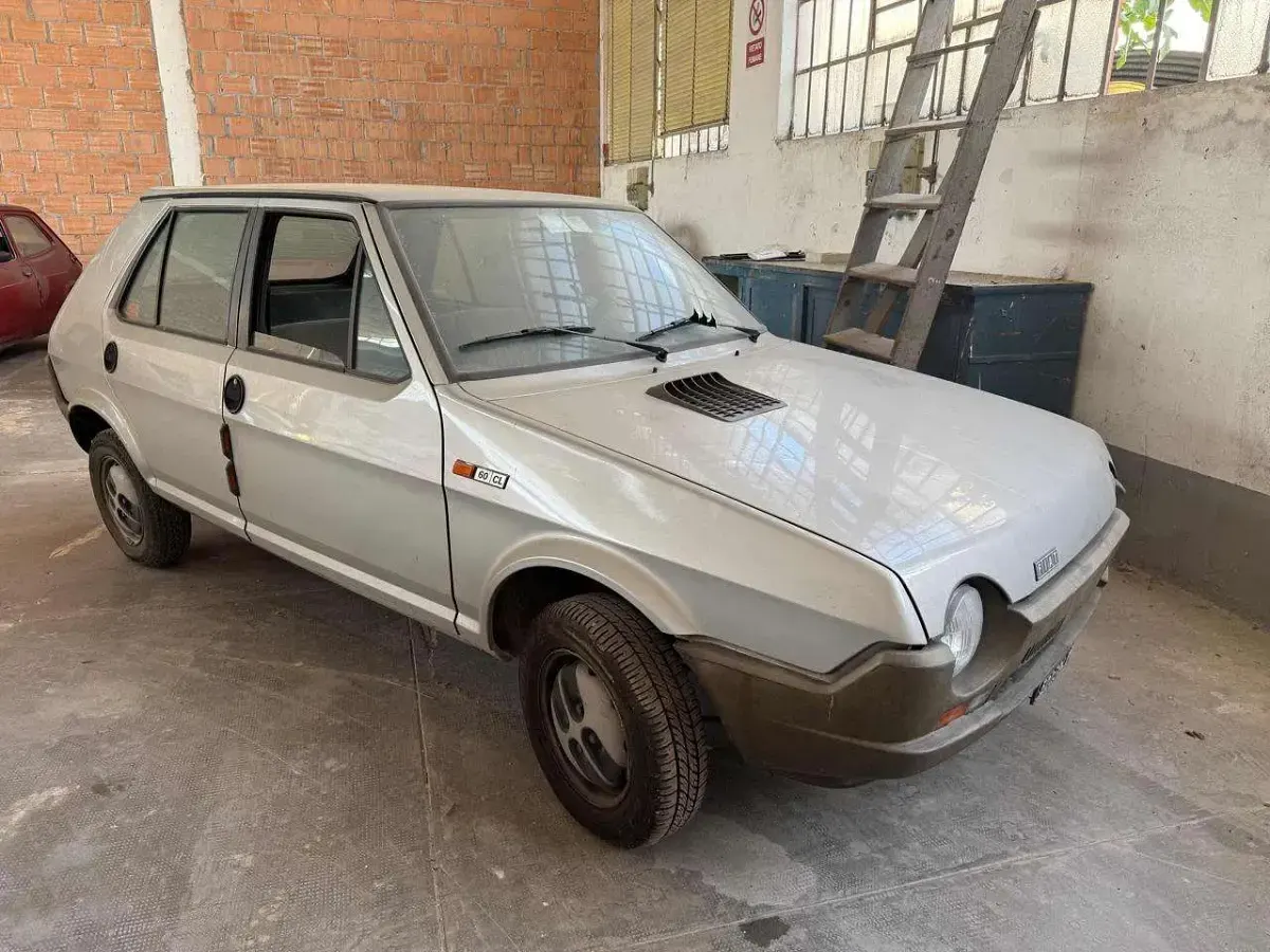 Usata Fiat Ritmo 60 CV (44 kW) 1979 Grigio pastello Utilitaria