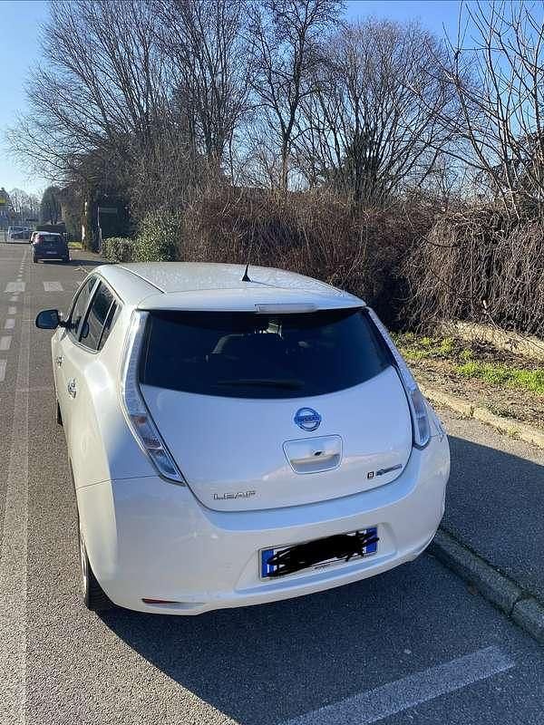 Usata Nissan Leaf Acenta 80 kW (109 CV) 2017 Bianco Utilitaria