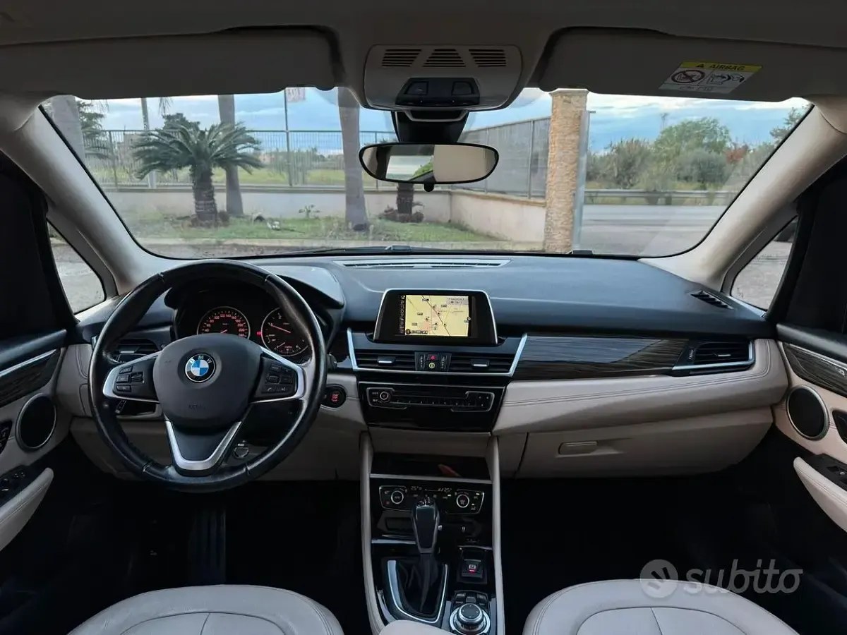 Usata BMW 216 Active Tourer Luxury Line 116 CV (85 kW) 2016 Grigio Monovolume