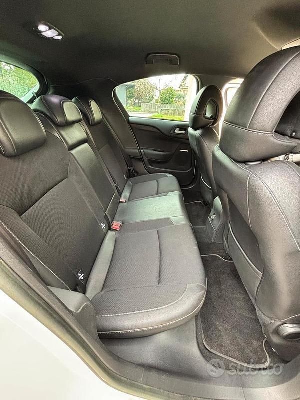 Usata DS Automobiles DS4 111 CV (81 kW) 2013 Bianco Utilitaria