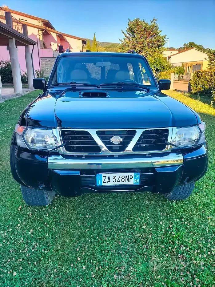 Usata Nissan Patrol 158 CV (116 kW) 2002 Nero SUV
