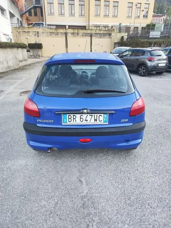 Usata Peugeot 206 60 CV (44 kW) 2001 Berlina