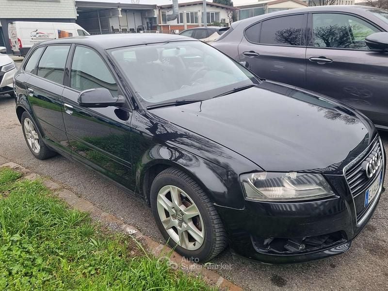Usata Audi A3 Attraction 105 CV (77 kW) 2011 Nero Utilitaria