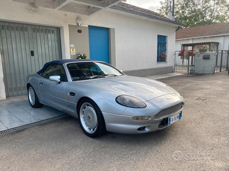 Usata Aston Martin DB7 1998 Grigio Cabrio