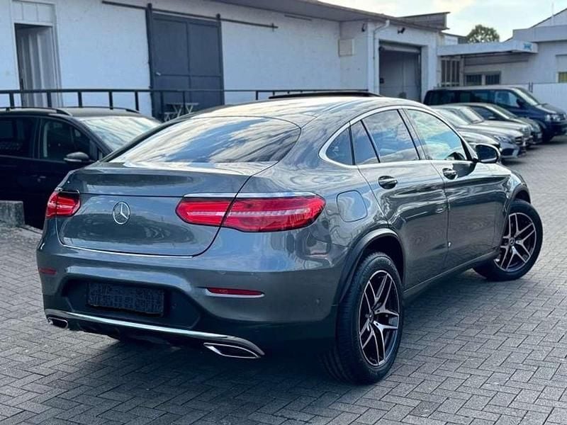 Usata Mercedes GLC250 204 CV (150 kW) 2018 Grigio Coupé
