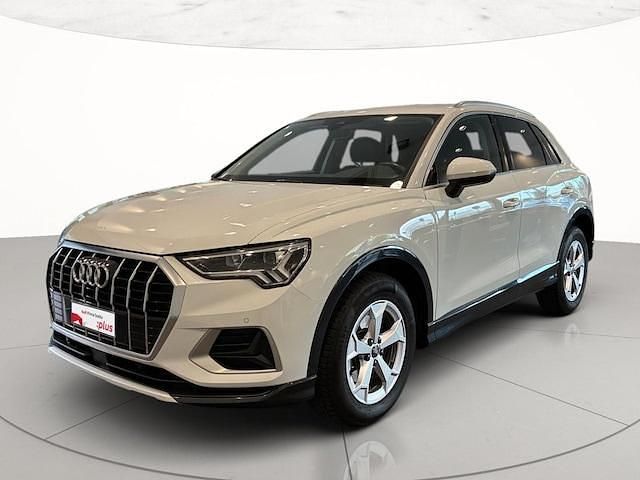 Usata Audi Q3 Advanced Plus 150 CV (110 kW) 2021 Bianco ghiacciaio metallizzato SUV