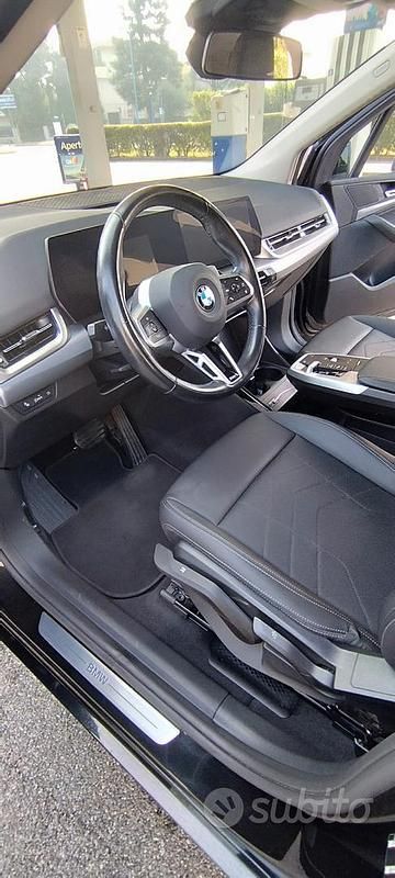 Usata BMW 218 Luxury Line 136 CV (100 kW) 2023 Nero Station wagon