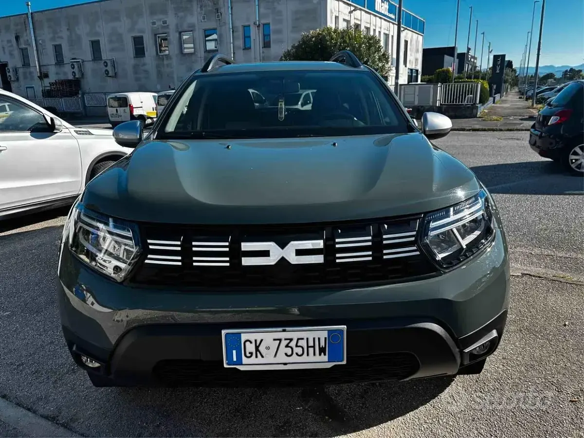 Usata Dacia Duster Expression 101 CV (74 kW) 2023 Verde SUV