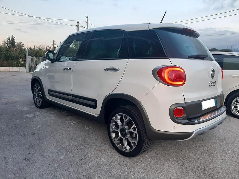 Usata Fiat 500L Lounge 85 CV (62 kW) 2014 Bianco Monovolume