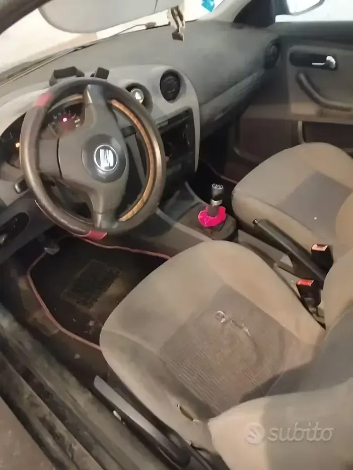 Usata Seat Ibiza 75 CV (55 kW) 2002 Nero Utilitaria