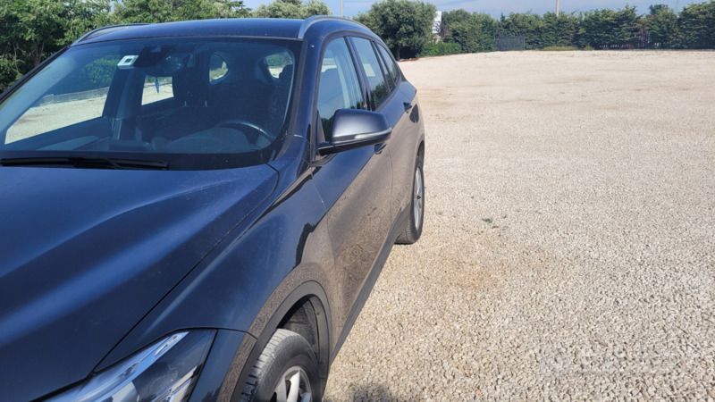 Usata BMW X1 150 CV (110 kW) 2019 Grigio SUV