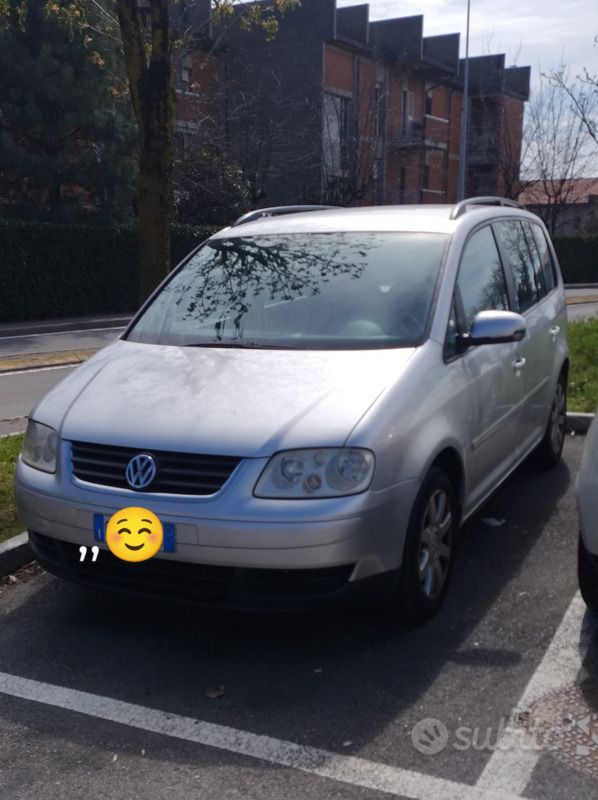 Usata VW Passat 75 CV (55 kW) 2005 Grigio Station wagon