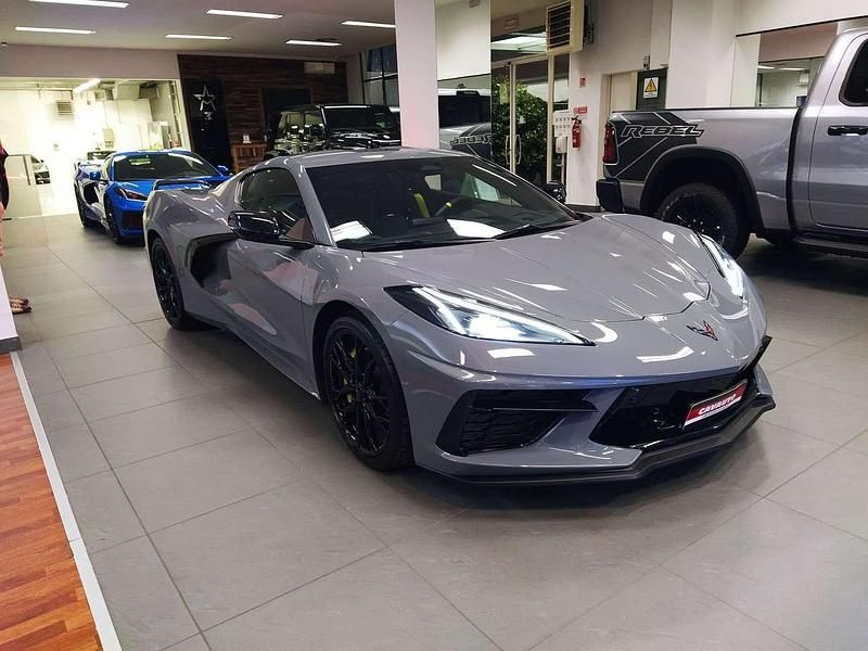 Nuova Corvette C8 481 CV (353 kW) 2025 Grigio Coupé