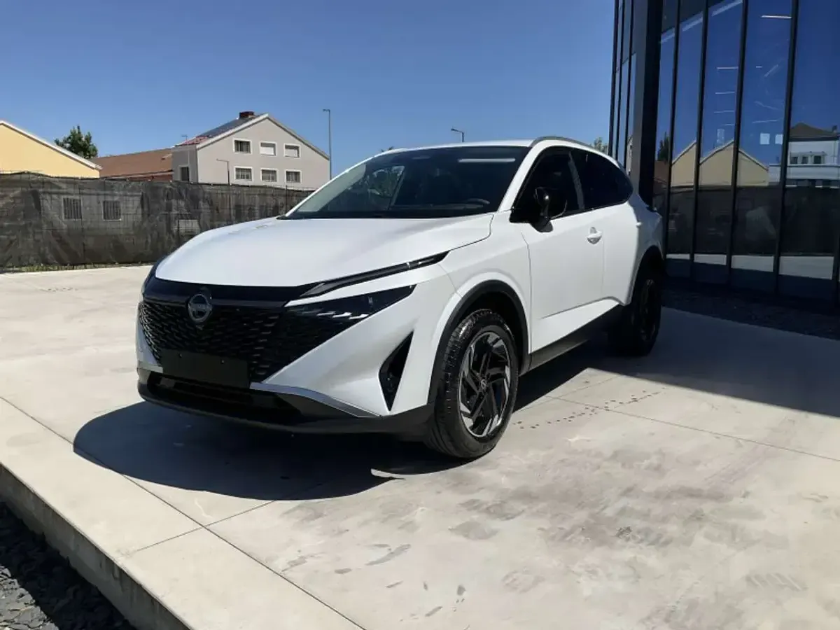 Nowe Nissan Qashqai N-Connecta 158 KM (116 kW) 2026 Szary SUV
