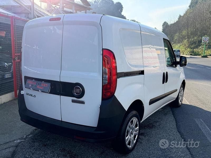 Usata Fiat Doblò 95 CV (69 kW) 2018 Bianco Monovolume