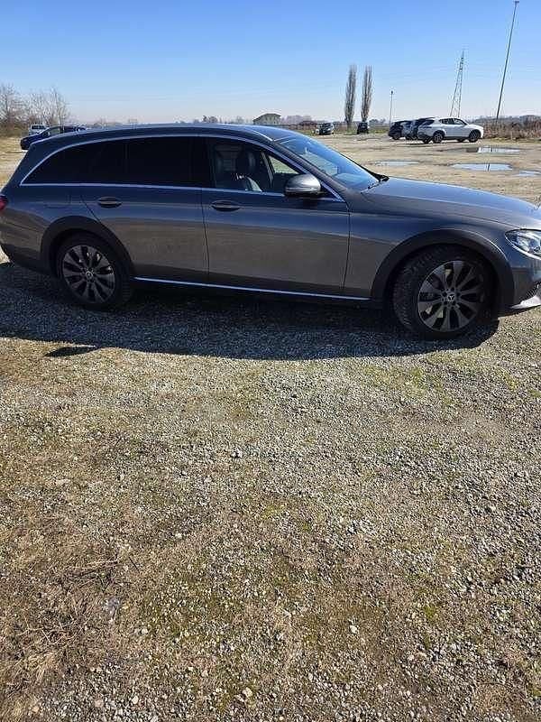 Gebraucht Mercedes E220 All-Terrain Premium 194 PS (142 kW) 2019 Kombi
