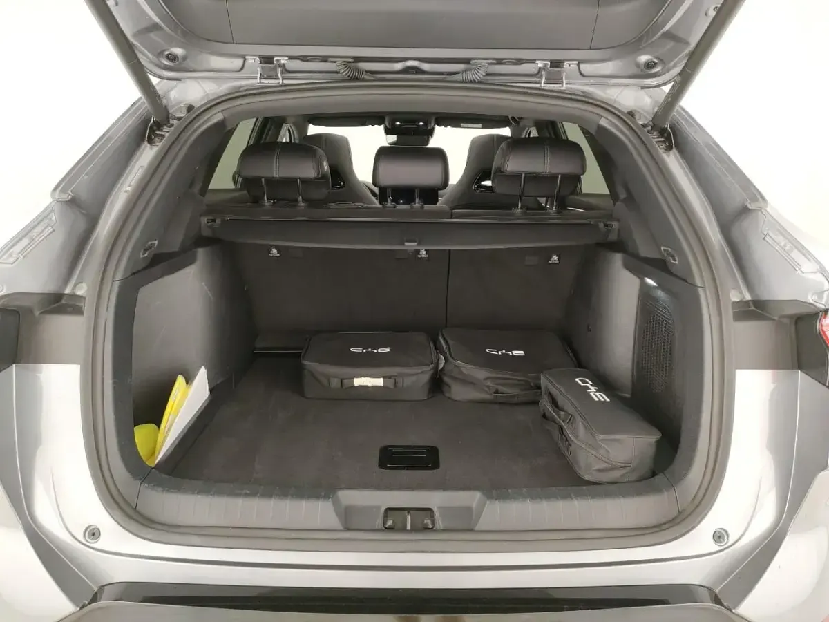 Usata BYD Seal U Boost 97 CV (71 kW) 2025 Grigio SUV