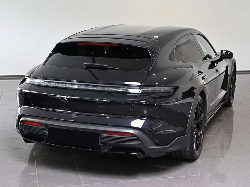 Usata Porsche Taycan Turbo Cross Turismo Cross Turismo 500 kW (680 CV) 2023 Nero Station wagon