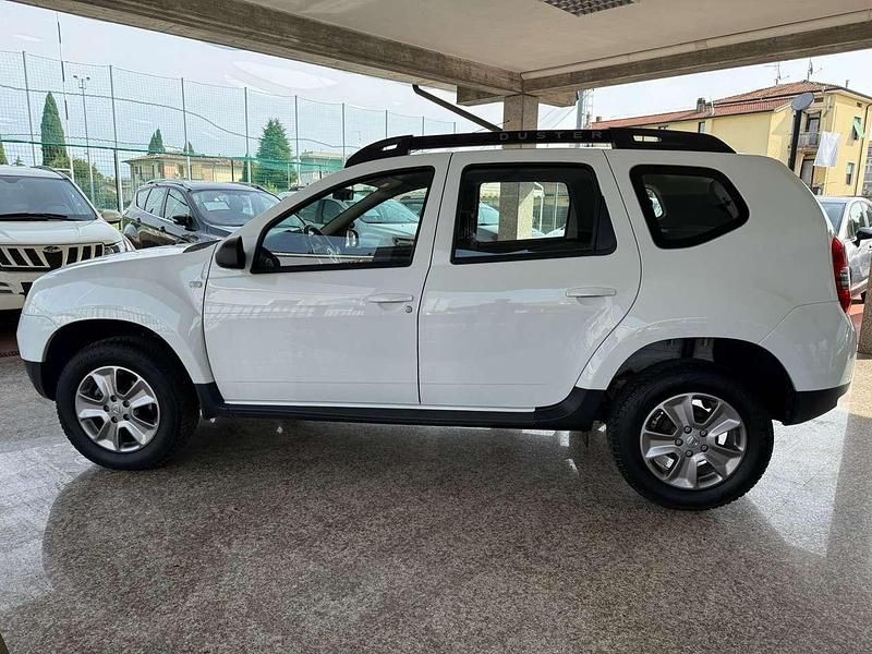 Usata Dacia Duster Lauréate 109 CV (80 kW) 2014 Bianco SUV