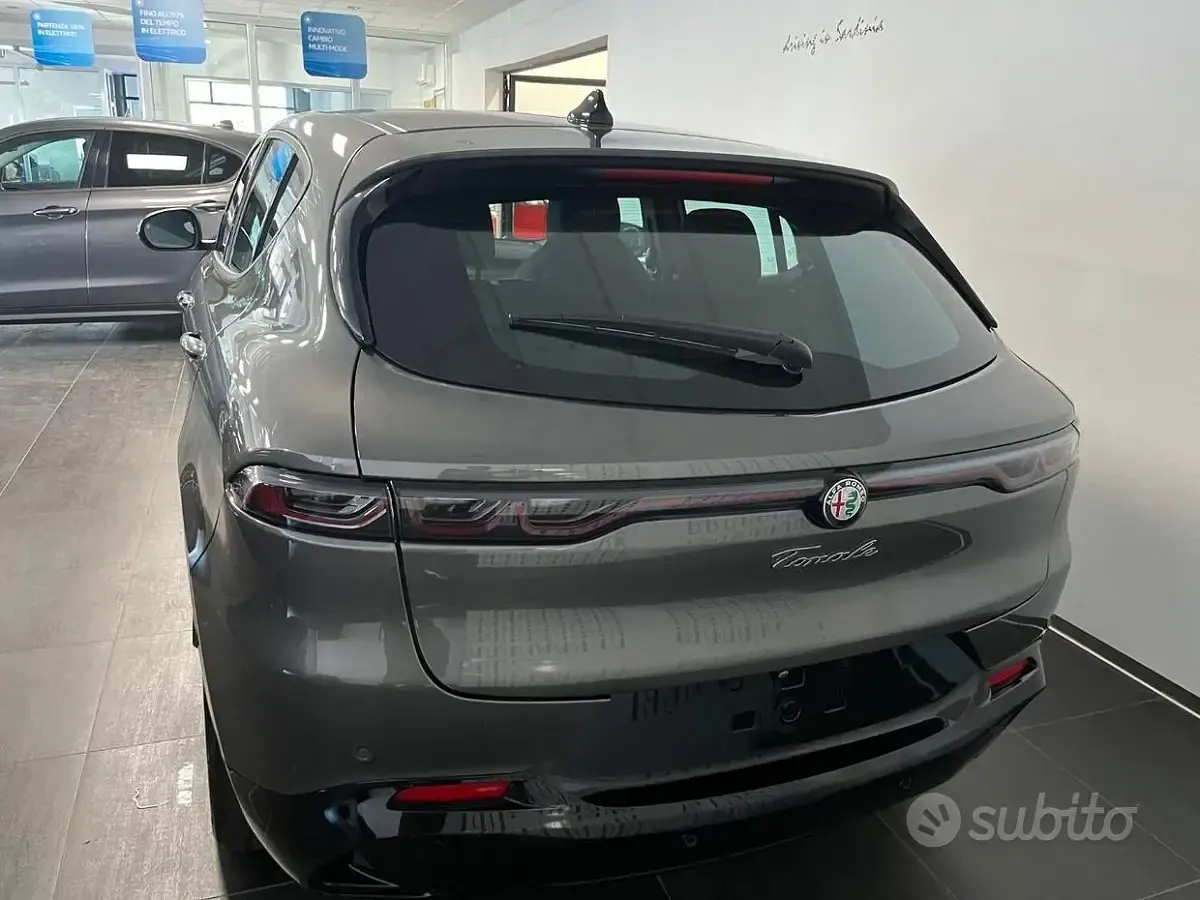 Usata Alfa Romeo Tonale Sprint 131 CV (96 kW) 2024 Grigio SUV