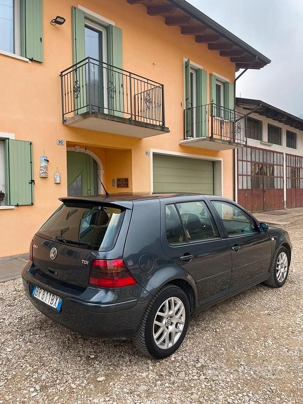 Usata VW Golf 90 CV (66 kW) 2001 Grigio Monovolume