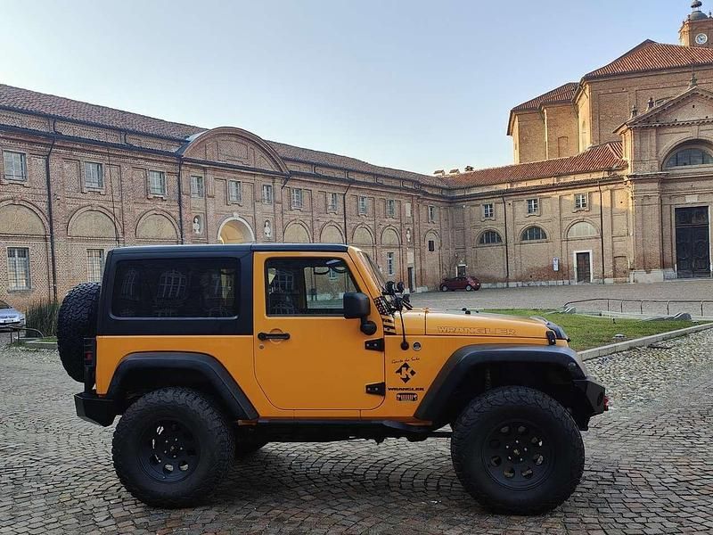 Usata Jeep Wrangler 200 CV (147 kW) 2013 Giallo SUV