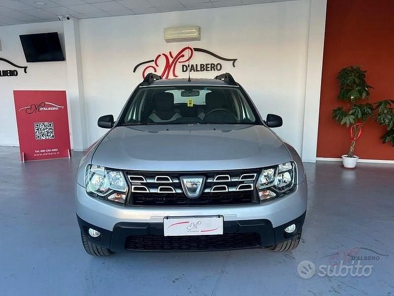 Usata Dacia Duster 110 CV (80 kW) 2017 Grigio SUV