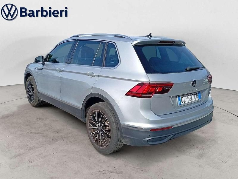 Usata VW Tiguan Life 150 CV (110 kW) 2023 Argento SUV