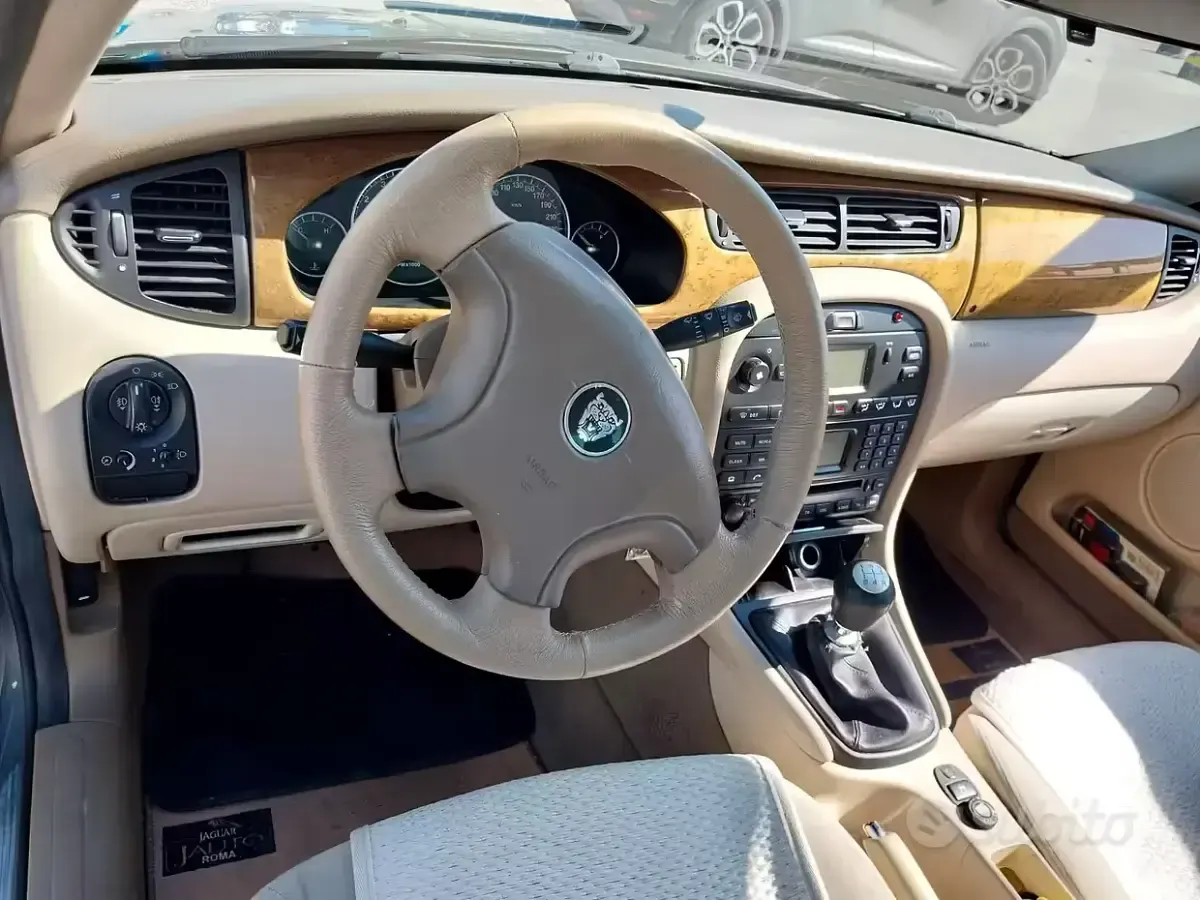 Usata Jaguar X-type 156 CV (114 kW) 2002 Berlina