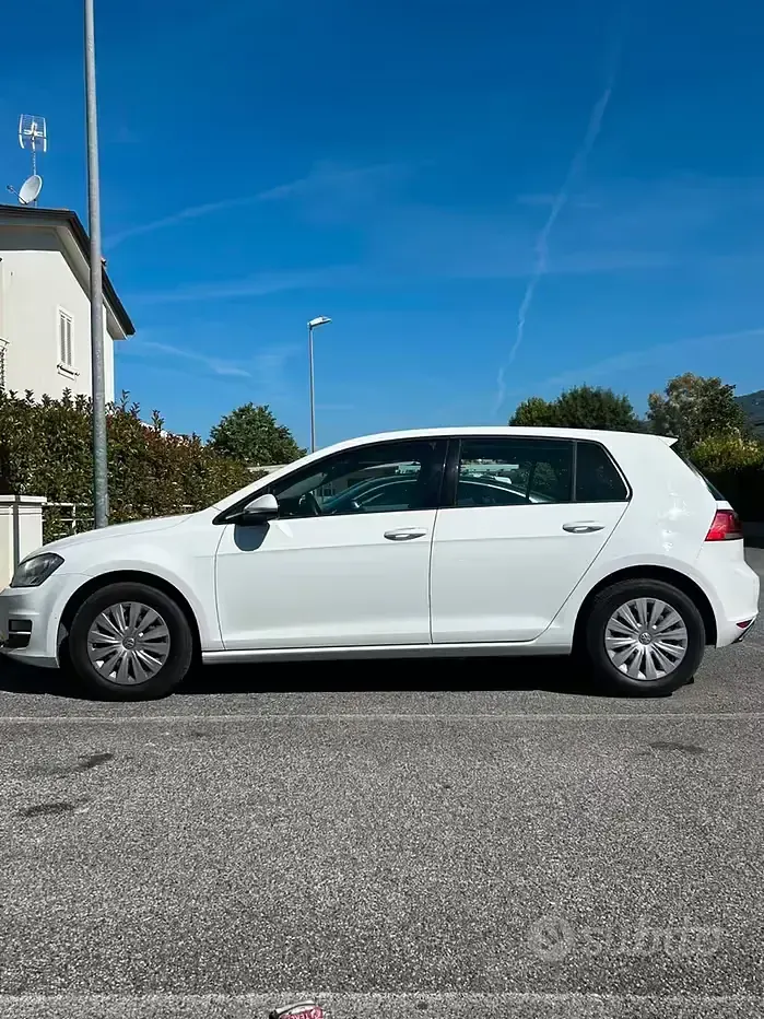 Usata VW Golf VII 90 CV (66 kW) 2016 Berlina