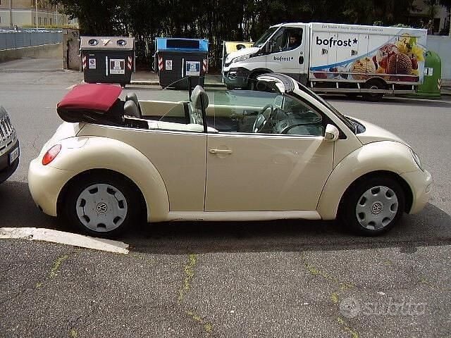 Usata VW New Beetle 75 CV (55 kW) 2003 Beige Utilitaria