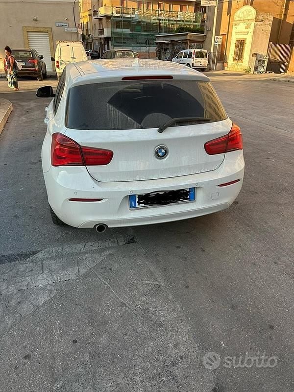 Używany BMW 118 Advantage 150 KM (110 kW) 2016 Biały Hatchback
