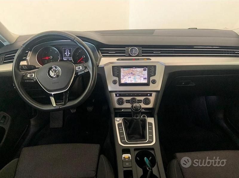 Usata VW Passat Comfortline 120 CV (88 kW) 2016 Grigio Station wagon
