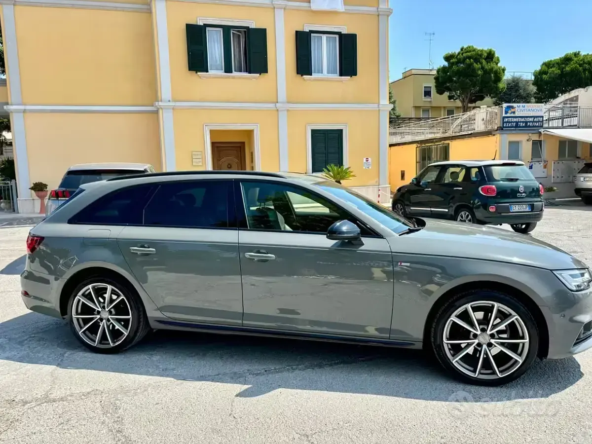 Usata Audi A4 S-Line 170 CV (125 kW) 2018 Grigio Station wagon
