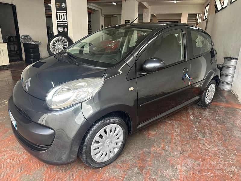 Usata Citroën C1 67 CV (49 kW) 2010 Grigio Utilitaria