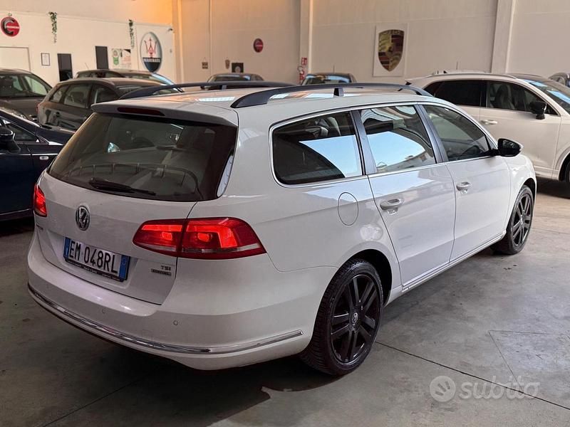 Usata VW Passat 150 CV (110 kW) 2012 Bianco Station wagon