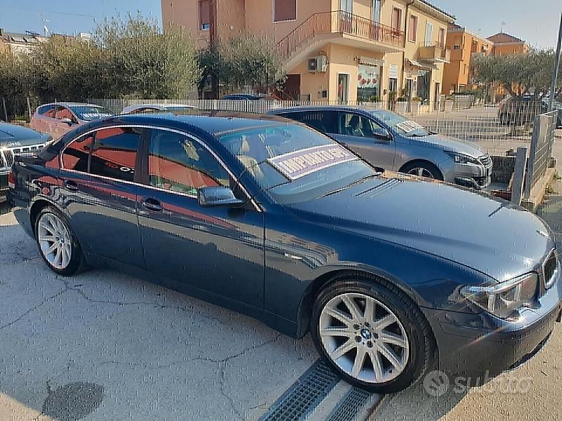 Begagnad BMW 735 272 HK (200 kW) 2002 Blå Sedan