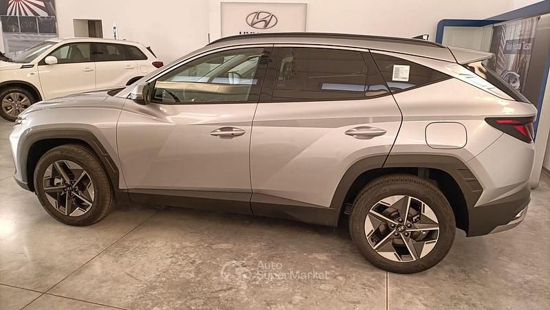 Nuova Hyundai Tucson 179 CV (131 kW) 2025 Nero SUV