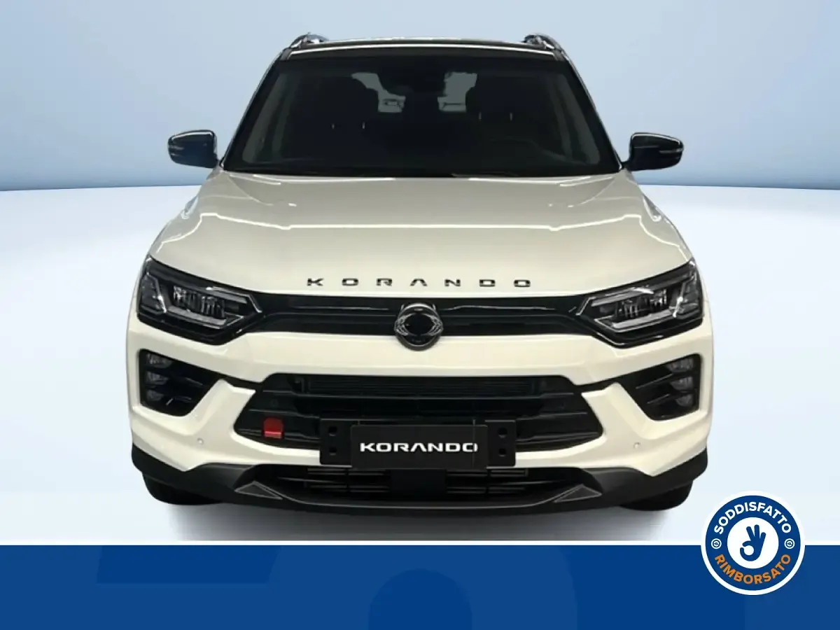 Nuova KGM Korando 163 CV (119 kW) 2026 Bianco pastello SUV